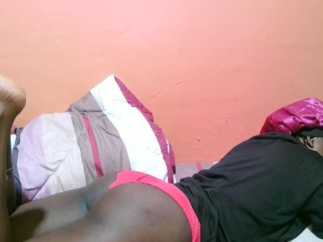 miss-midnight live cam on BongaCams