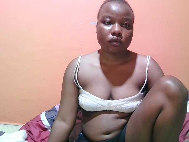 miss-midnight live cam on BongaCams