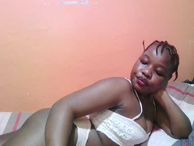 miss-midnight live cam on BongaCams