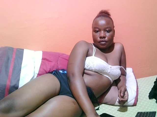 miss-midnight live cam on BongaCams