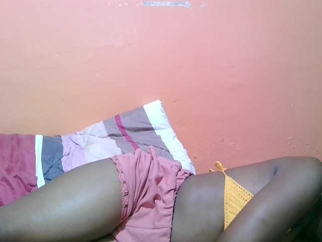 miss-midnight live cam on BongaCams
