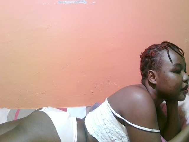 miss-midnight live cam on BongaCams