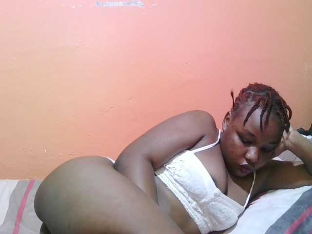 miss-midnight live cam on BongaCams