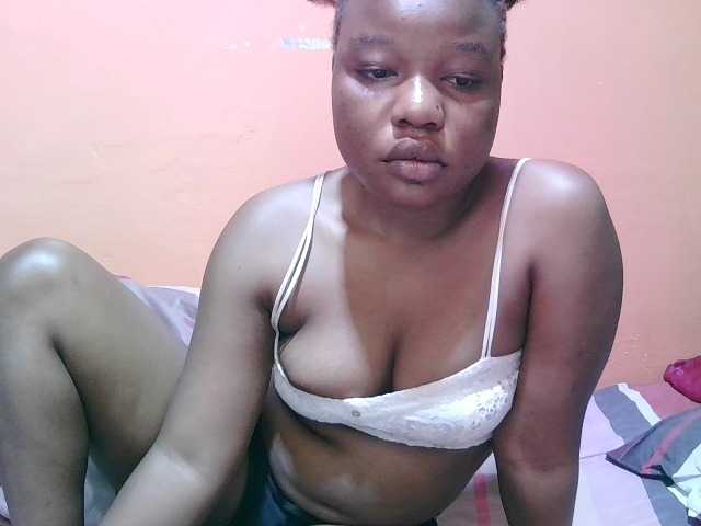 miss-midnight live cam on BongaCams