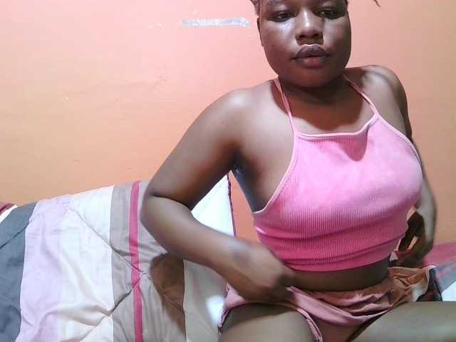 miss-midnight live cam on BongaCams