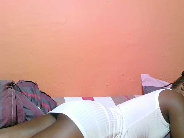 miss-midnight live cam on BongaCams