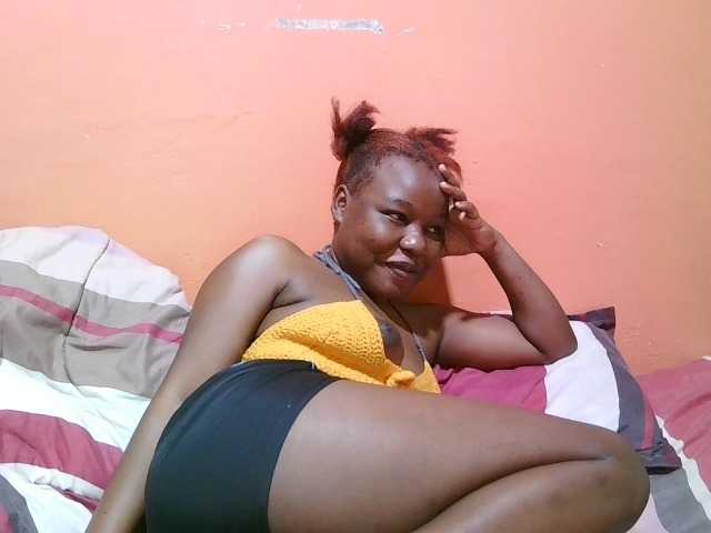 miss-midnight live cam on BongaCams