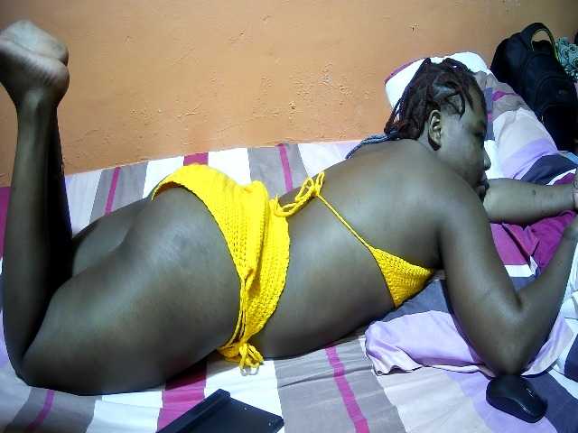 miss-midnight live cam on BongaCams
