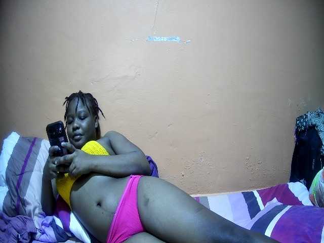 miss-midnight live cam on BongaCams