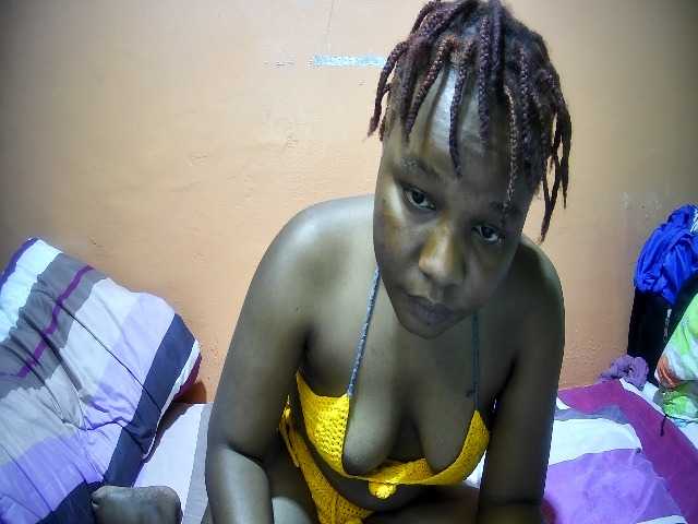 miss-midnight live cam on BongaCams