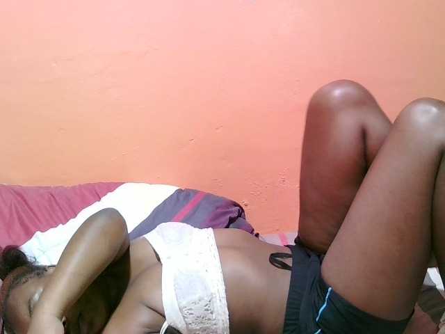 miss-midnight live cam on BongaCams
