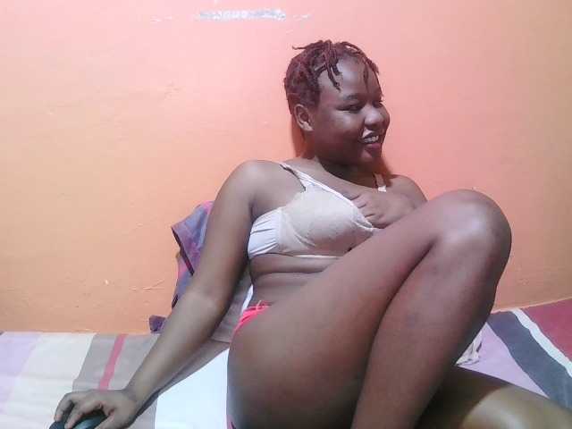 miss-midnight live cam on BongaCams