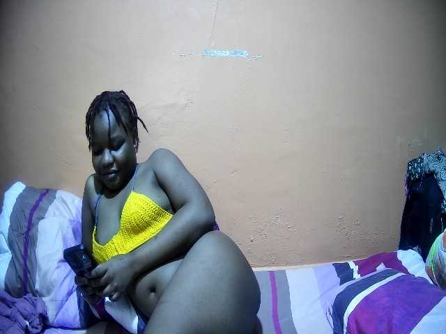 miss-midnight live cam on BongaCams