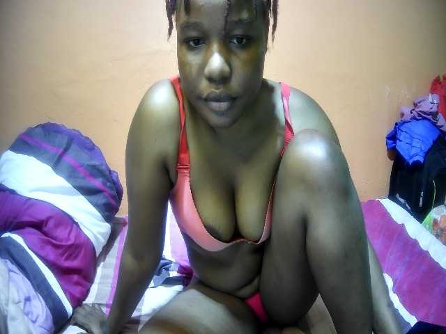 miss-midnight live cam on BongaCams