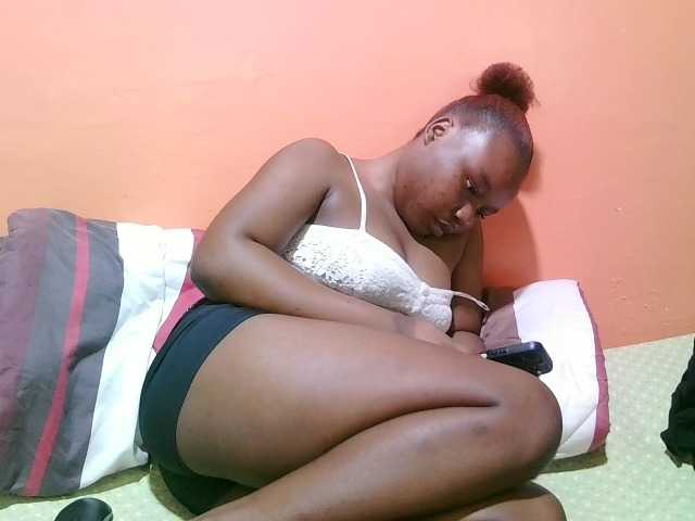 miss-midnight live cam on BongaCams