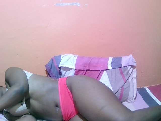 miss-midnight live cam on BongaCams