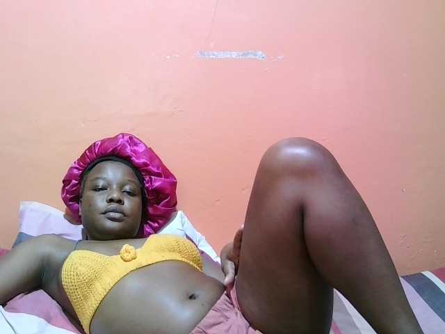 miss-midnight live cam on BongaCams