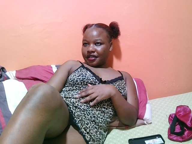 miss-midnight live cam on BongaCams