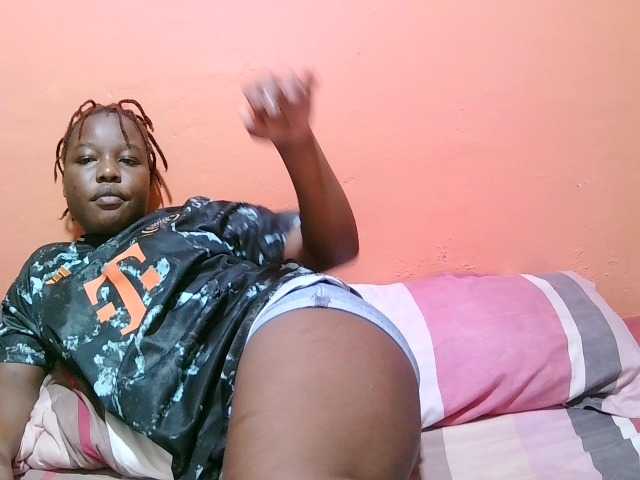 miss-midnight live cam on BongaCams