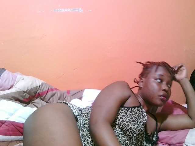 miss-midnight live cam on BongaCams