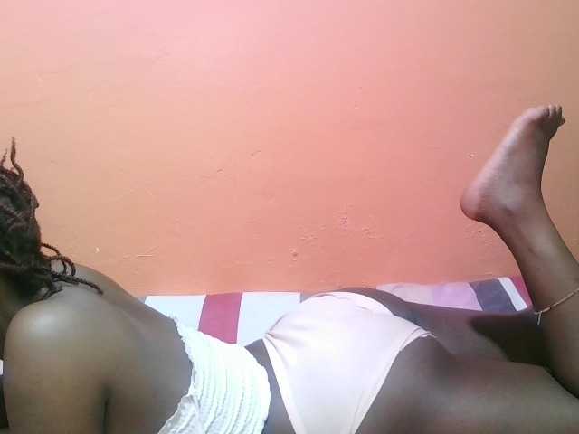 miss-midnight live cam on BongaCams
