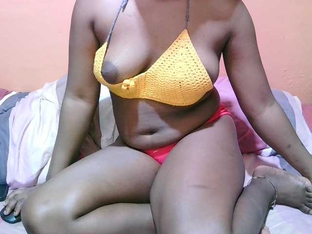 miss-midnight live cam on BongaCams