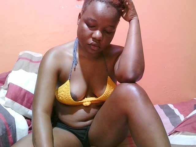 miss-midnight live cam on BongaCams