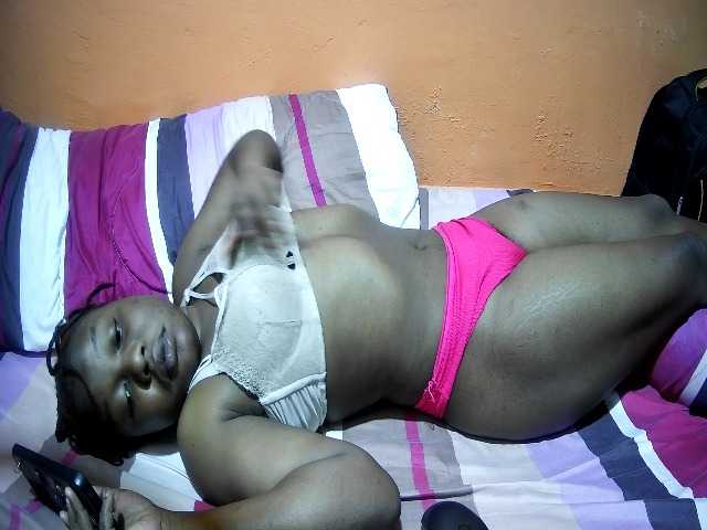 miss-midnight live cam on BongaCams