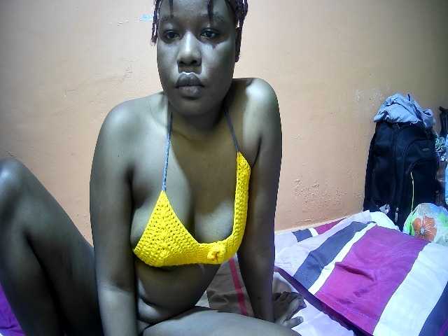 miss-midnight live cam on BongaCams