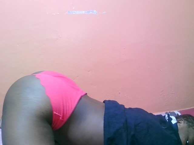 miss-midnight live cam on BongaCams