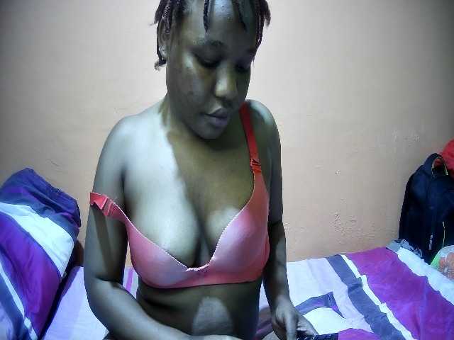 miss-midnight live cam on BongaCams