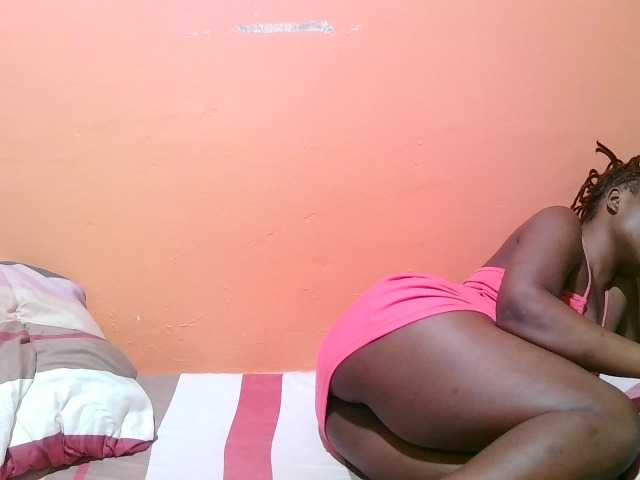 miss-midnight live cam on BongaCams