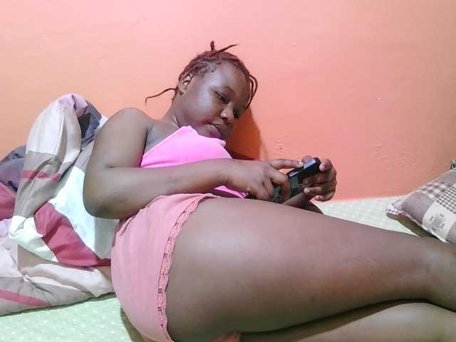 miss-midnight live cam on BongaCams