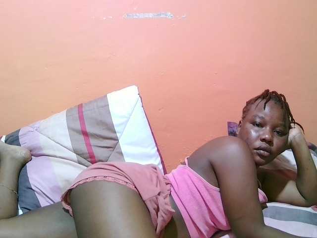 miss-midnight live cam on BongaCams