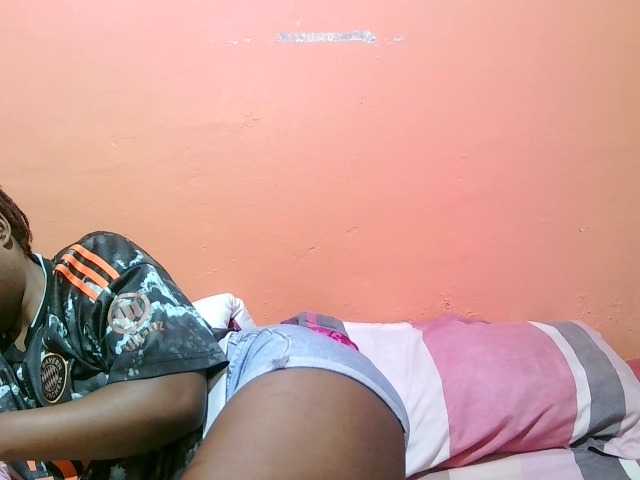 miss-midnight live cam on BongaCams