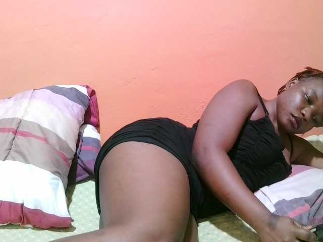 miss-midnight live cam on BongaCams