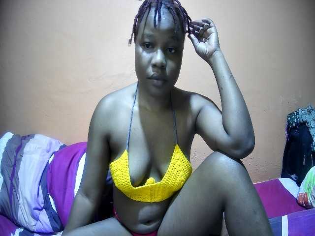miss-midnight live cam on BongaCams