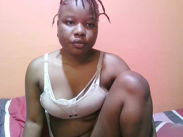 miss-midnight live cam on BongaCams