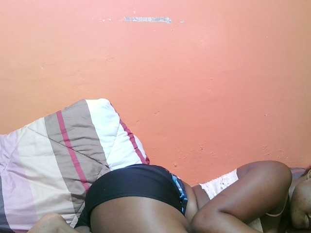 miss-midnight live cam on BongaCams
