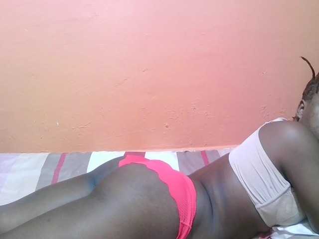 miss-midnight live cam on BongaCams