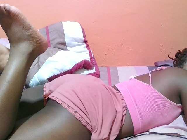 miss-midnight live cam on BongaCams