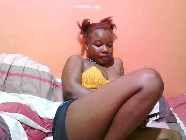 miss-midnight webcam