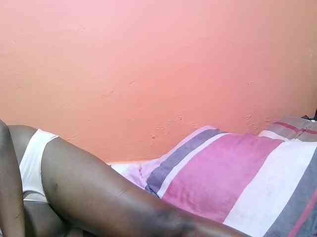 miss-midnight webcam