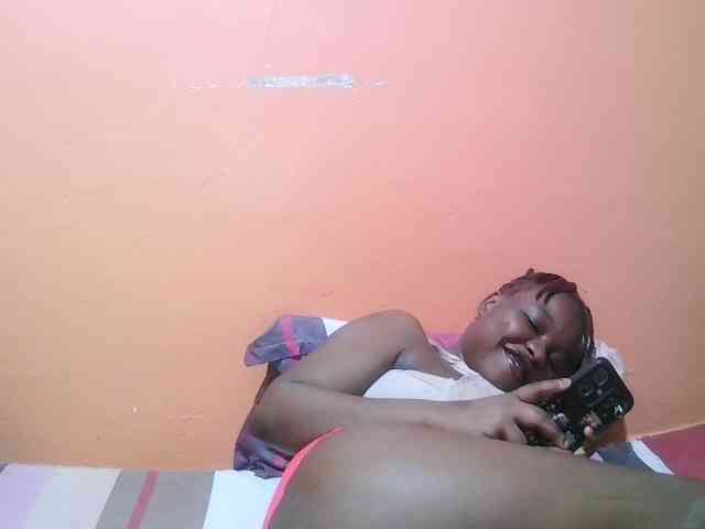miss-midnight webcam