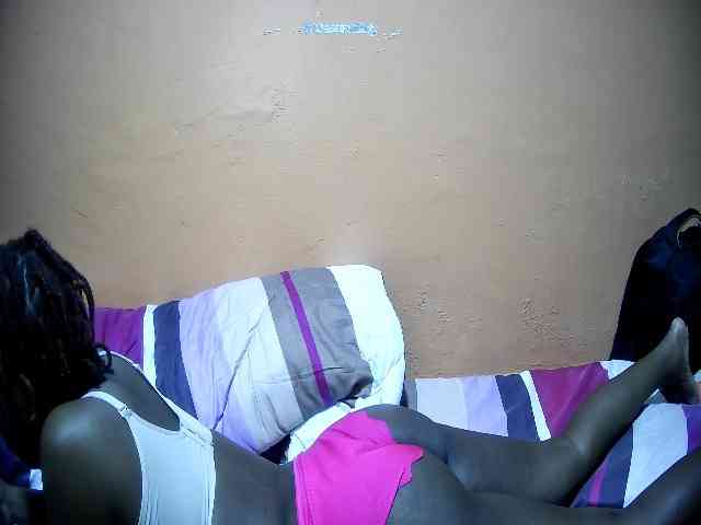 miss-midnight webcam