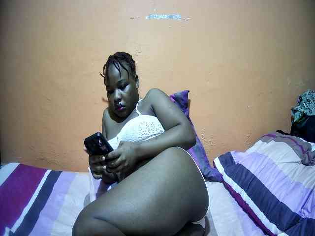 miss-midnight webcam