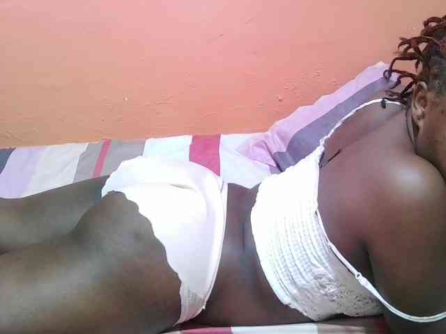 miss-midnight webcam