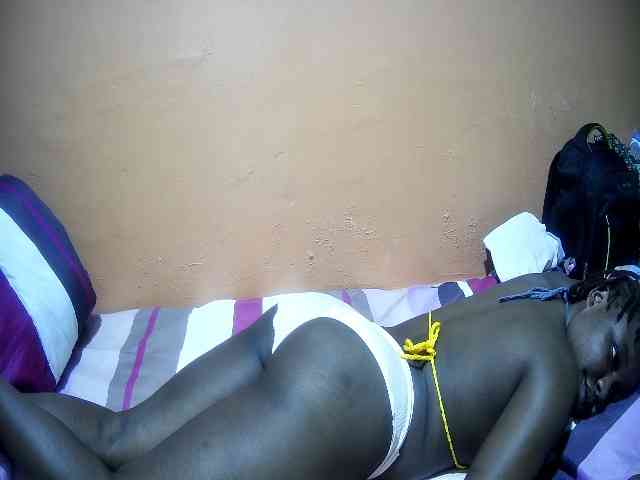 miss-midnight webcam