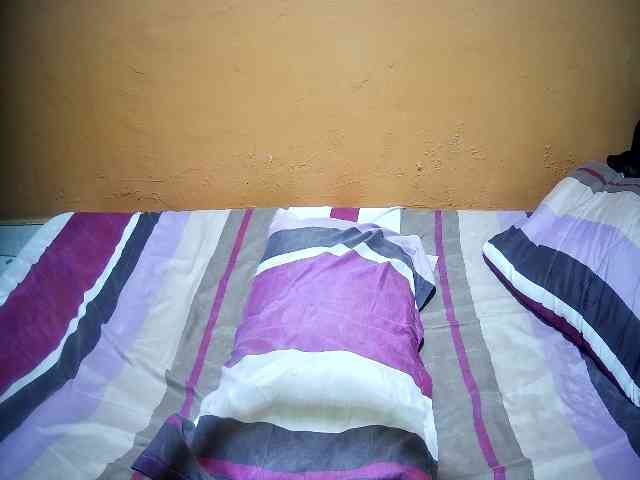 miss-midnight webcam