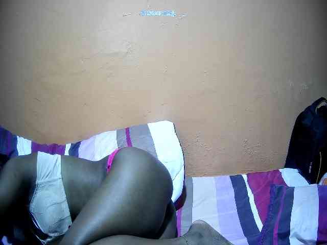 miss-midnight webcam